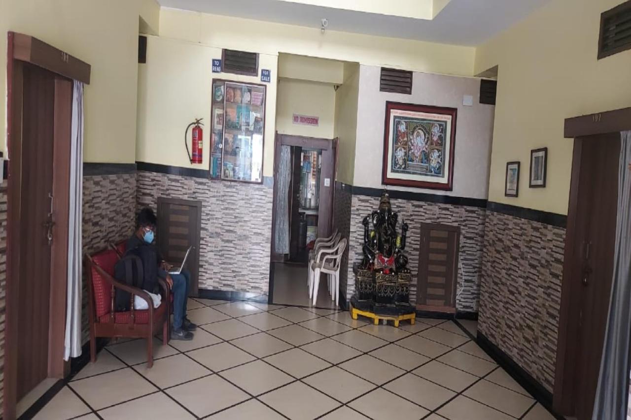 Spot On 73926 Hotel Anjanaa Puri Εξωτερικό φωτογραφία